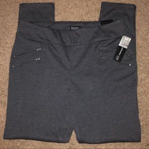 Soho apparel skinny pants